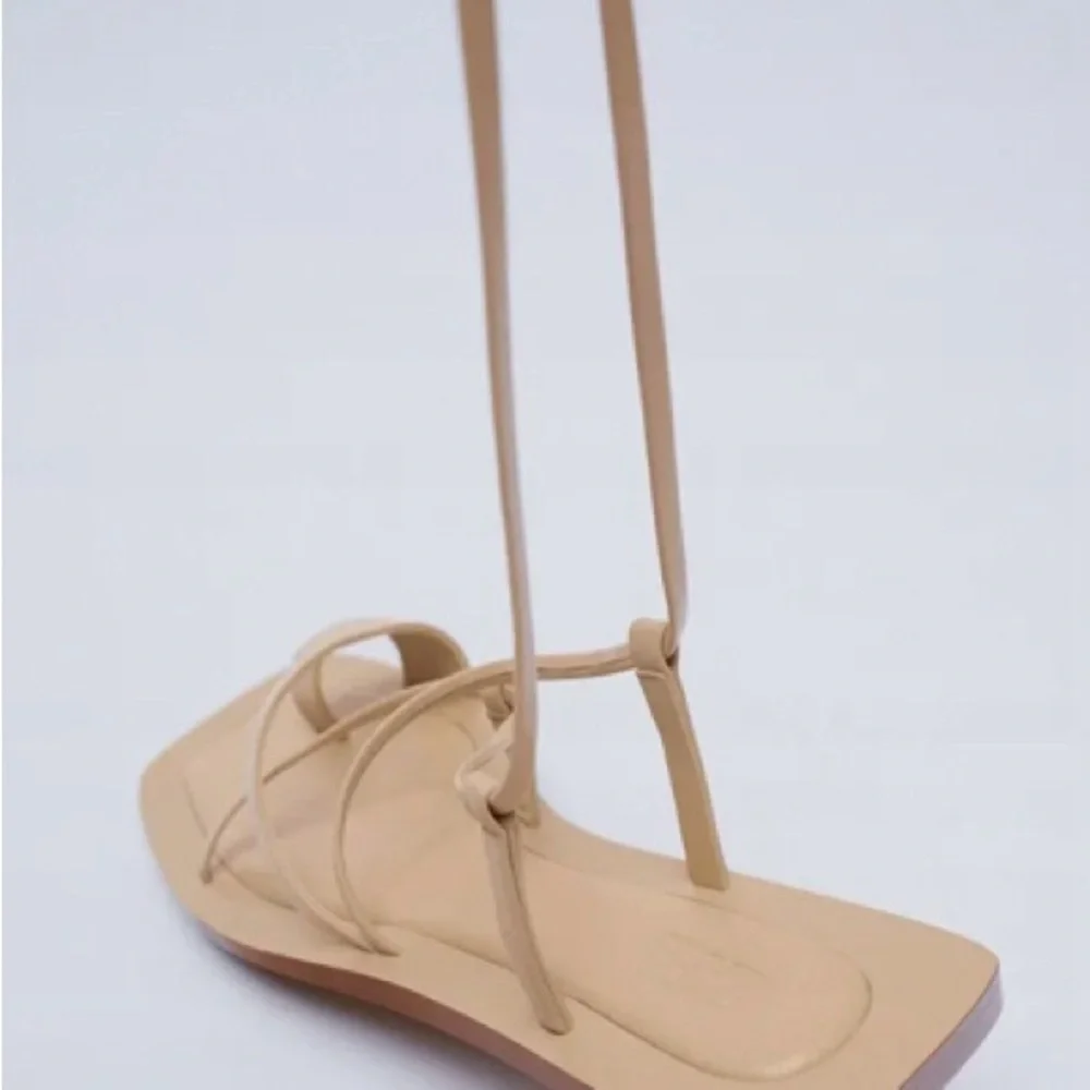 Women's Strappy Square-Toe Sandals in Nude - Picture 5 of 6